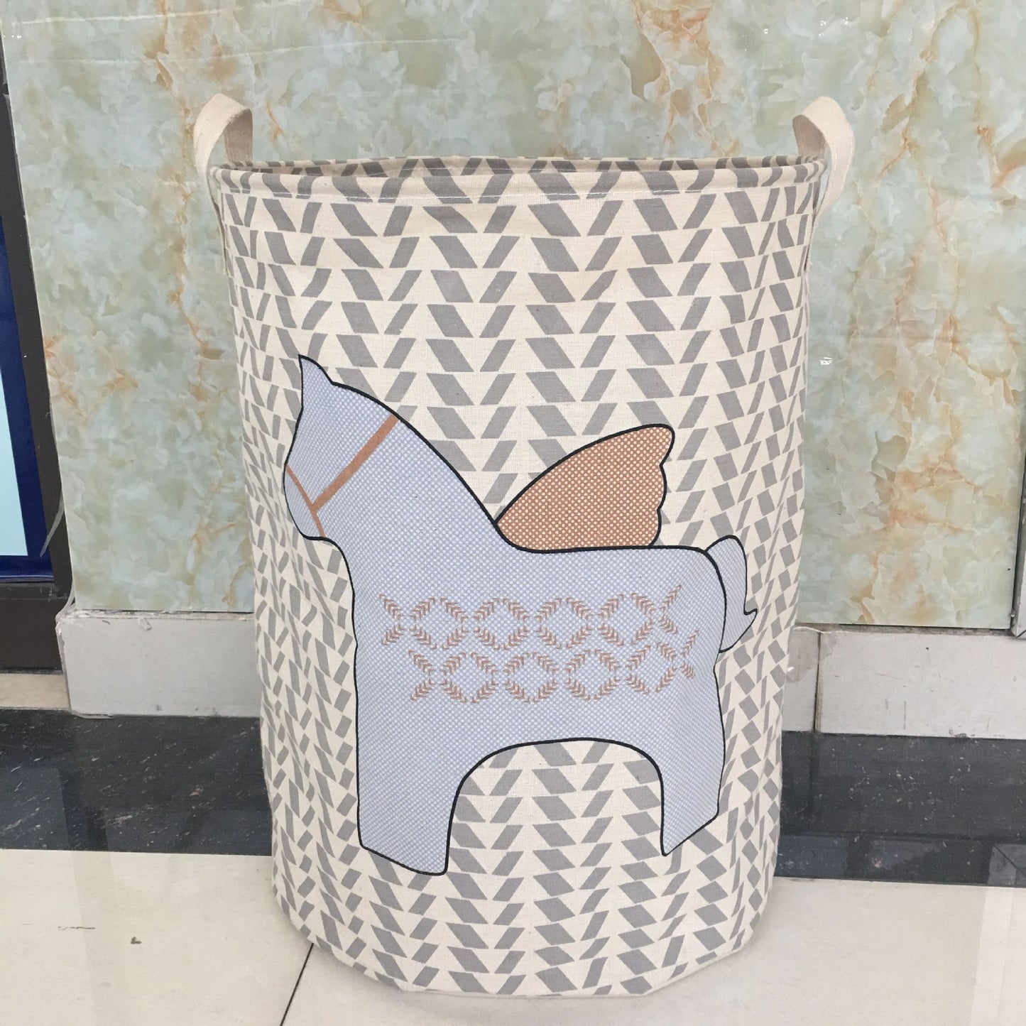 Storage basket